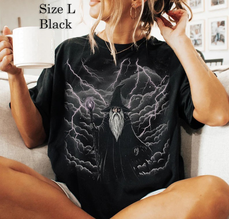 Mystical Wizard Dragon Vintage Graphic T-shirts, Retro Fantasy Graphic Tee, Washed Grunge Streetwear Unisex Top, Gamers Worn In Shirt